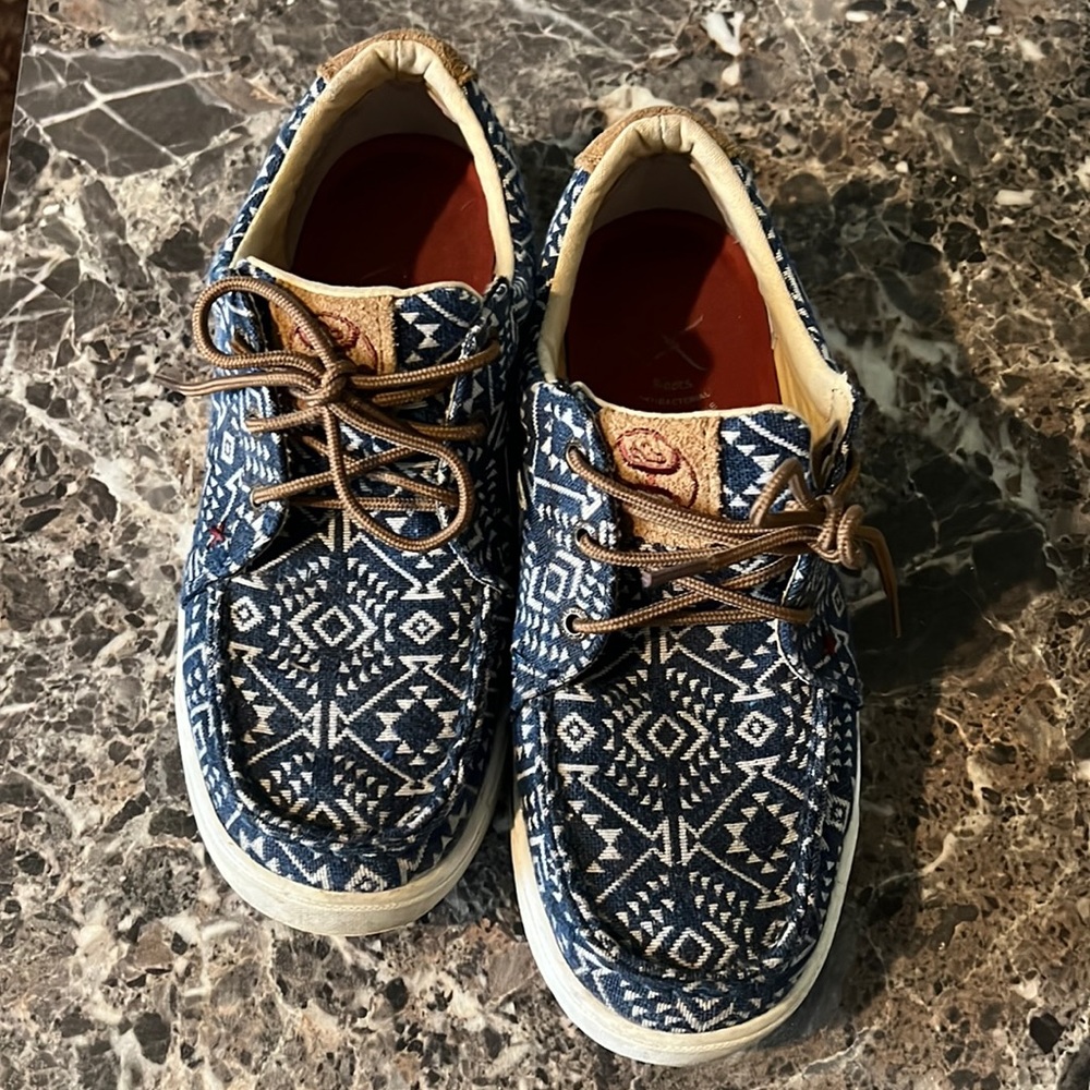 Aztec Twisted X Shoes